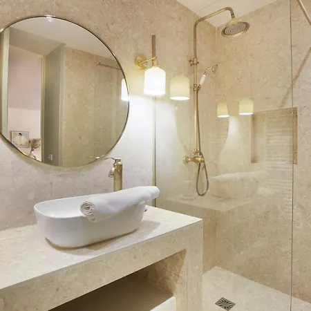 In The Center Of By Prestige Appartamento Parigi