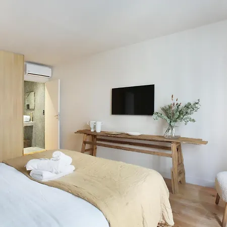 Appartamento In The Center Of By Prestige Parigi