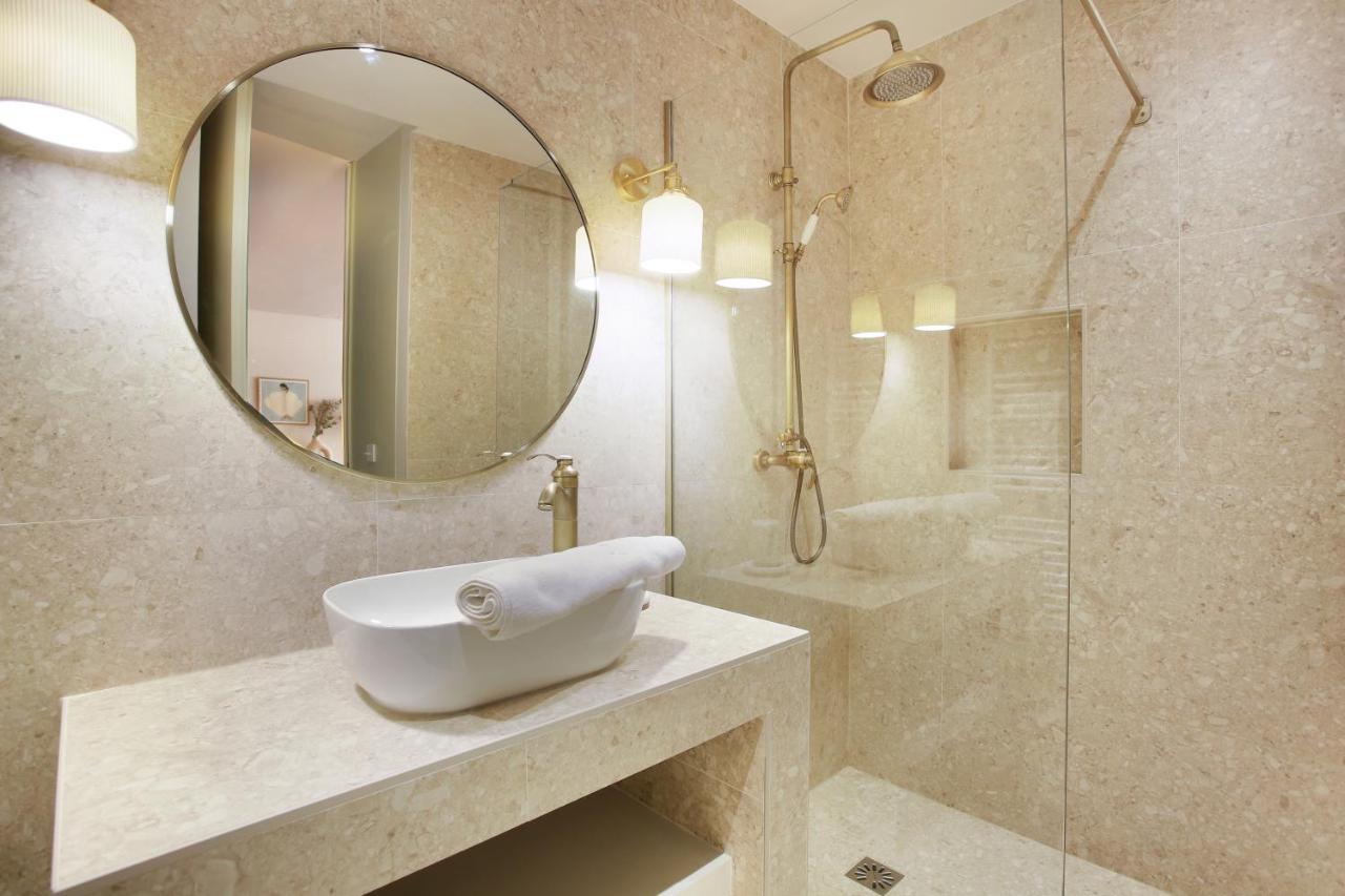 In The Center Of By Prestige Appartamento Parigi
