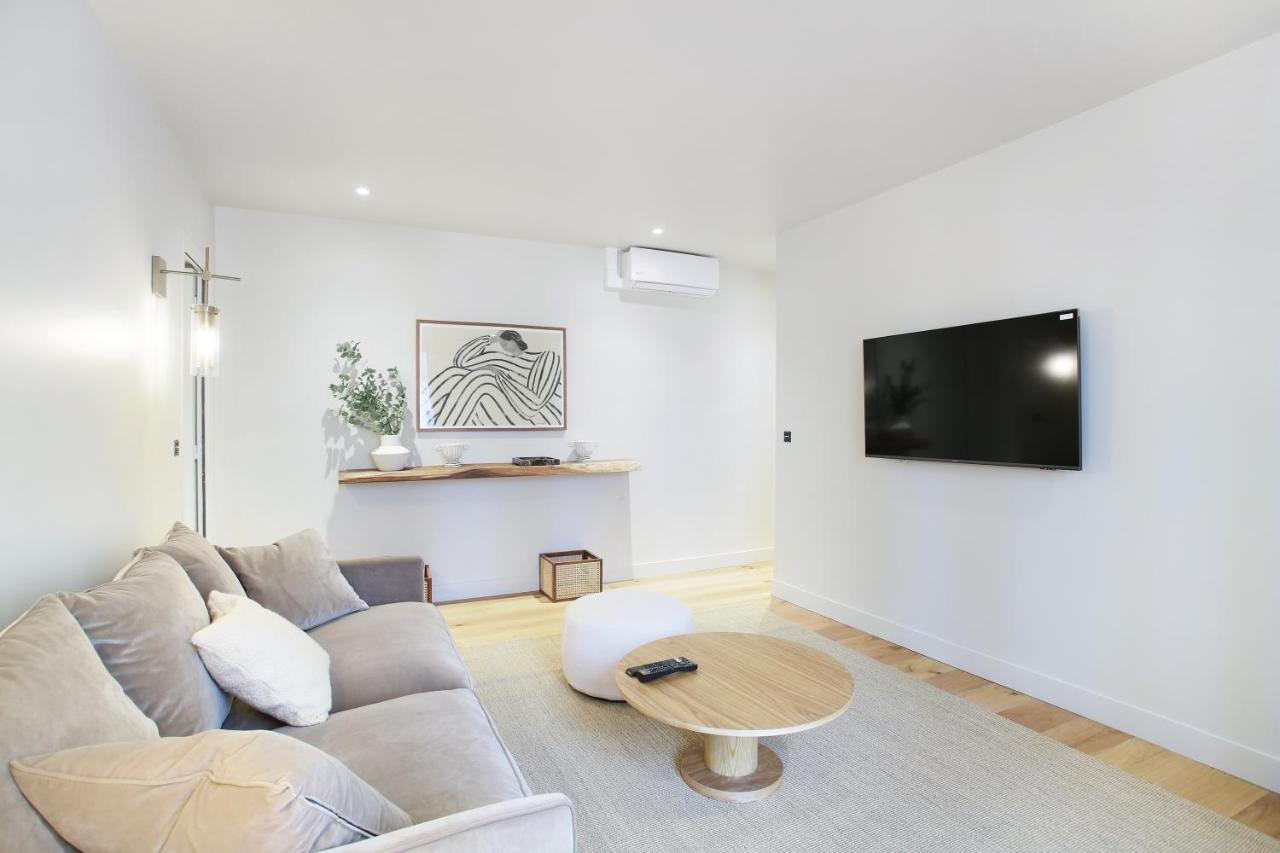 Appartamento In The Center Of By Prestige Parigi